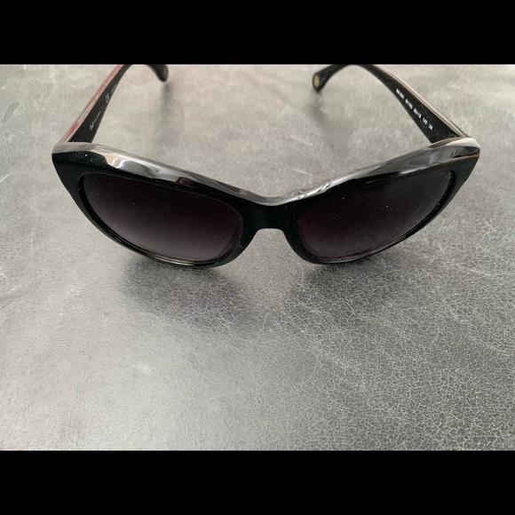 D&G sunglasses - Picture 1 of 5